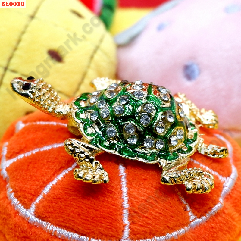 BE0010 เต่าฝังคริสตัล แม่เหล็กติดตู้เย็น ราคา 229 บาท http://www.hengmark.com/view_product/BE0010.htm BE0010 เต่าฝังคริสตัล แม่เหล็กติดตู้เย็น ราคา 229 บาท http://www.hengmark.com/view_product/BE0010.htm