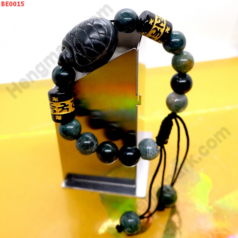 BE0015 สร้อยข้อมือเชือกเต่าหยก สีเขียวเข้ม ราคา 499 บาท http://www.hengmark.com/view_product/BE0015.htm