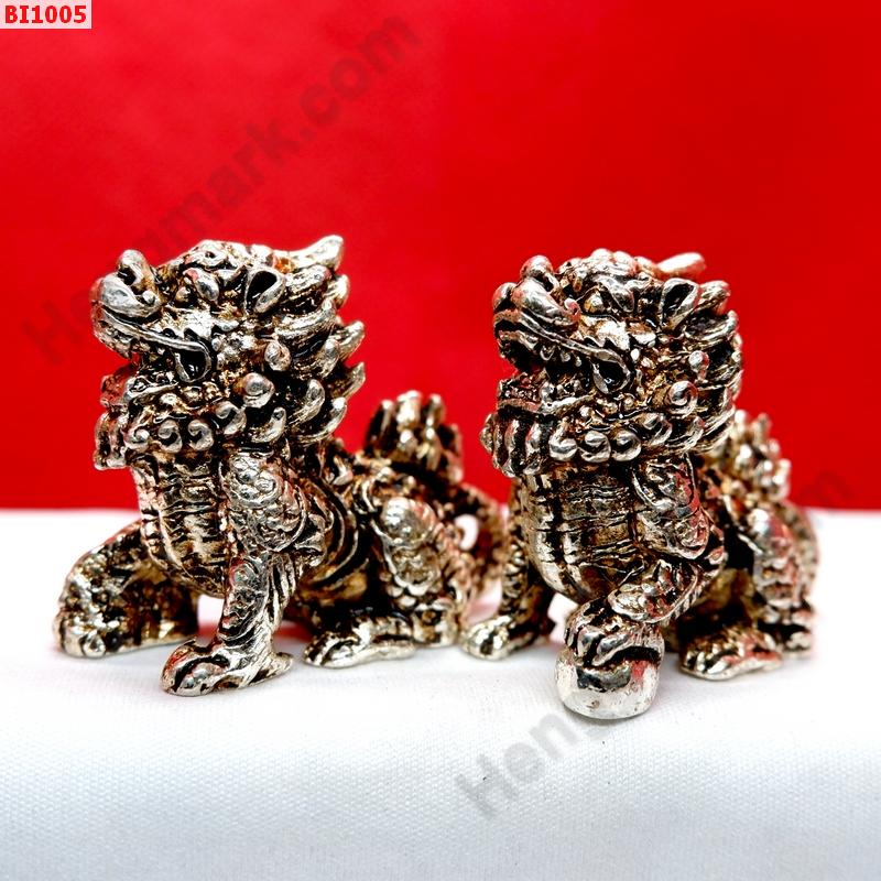 BI1005 สิงห์โตคู่ โลหะสีเงิน ราคา 799 บาท http://www.hengmark.com/view_product/BI1005.htm BI1005 สิงห์โตคู่ โลหะสีเงิน ราคา 799 บาท http://www.hengmark.com/view_product/BI1005.htm