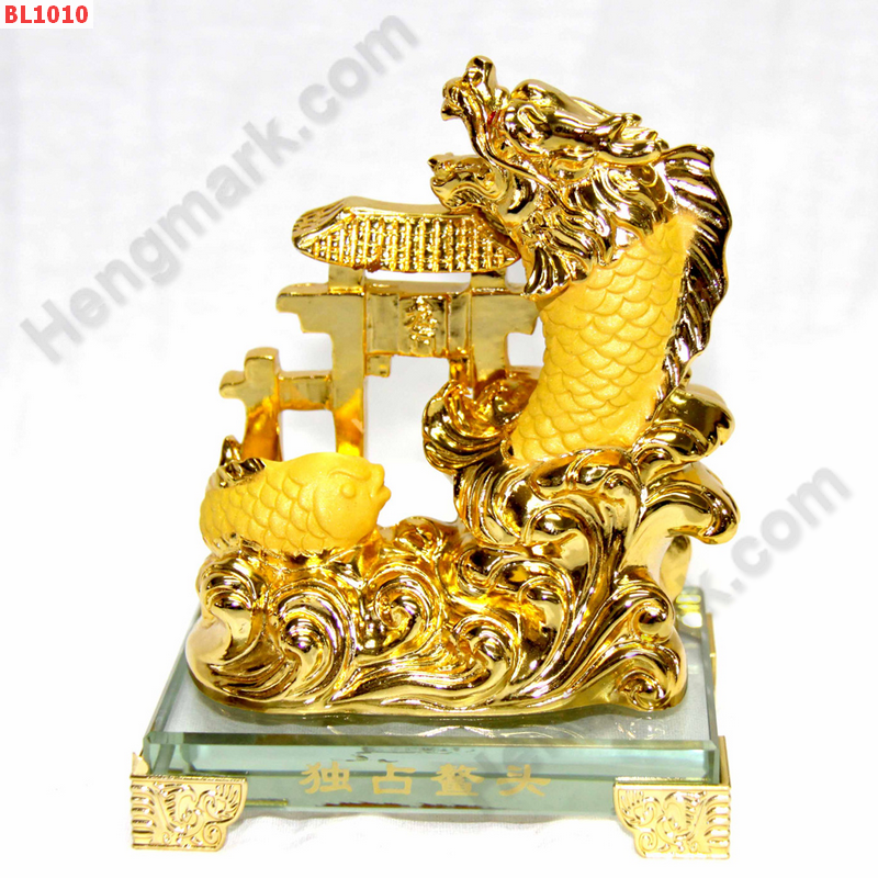 BL1010 ปลาคู่ ประตูมังกร เรซิ่นเคลือบทอง ราคา 999 บาท http://www.hengmark.com/view_product/BL1010.htm