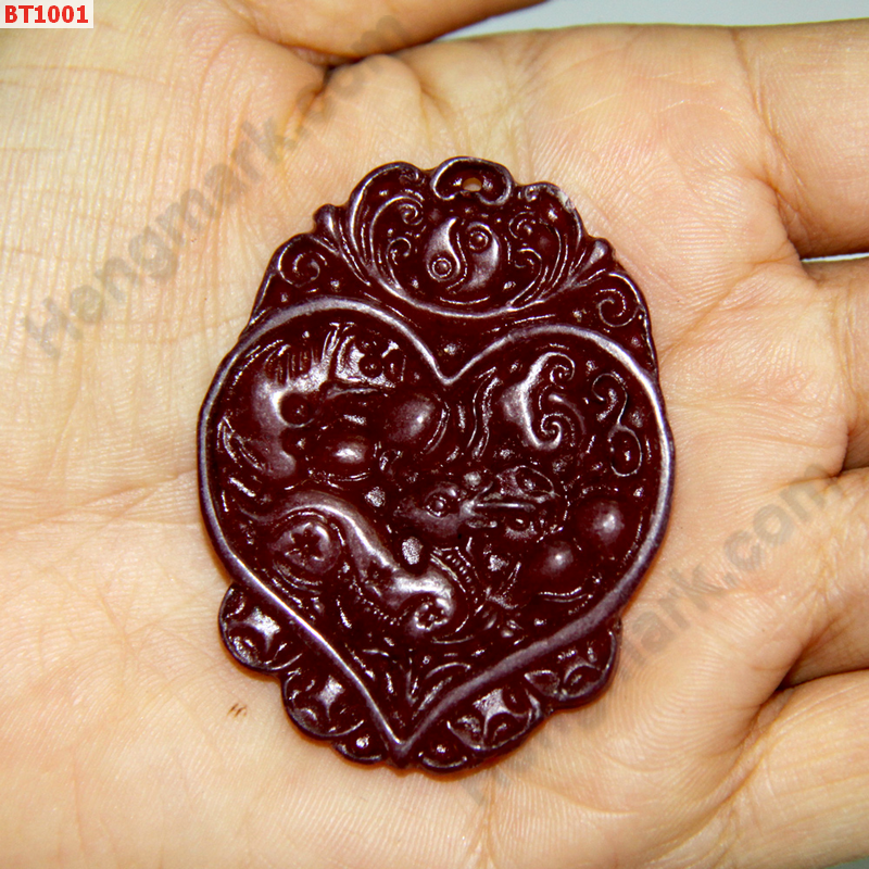 BT1001 จี้รูปกวางในหัวใจ หินสีแดง ราคา 199 บาท http://www.hengmark.com/view_product/BT1001.htm