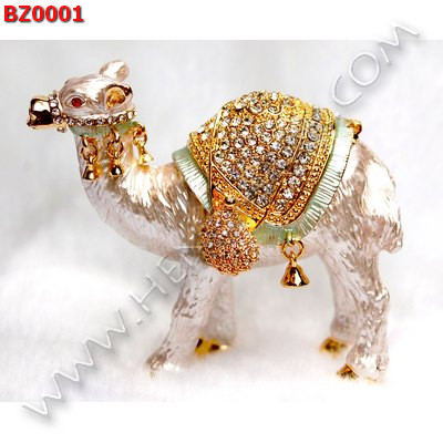 BZ0001 อูฐทองเหลืองลงยาประดับคริสตัล ราคา 1900 บาท http://www.hengmark.com/view_product/BZ0001.htm