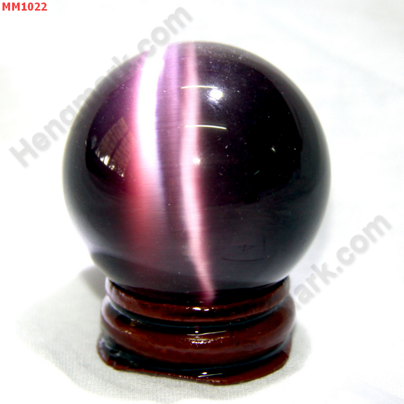 MM1022 ลูกแก้วตาแมว สีม่วงคล้ำ (40mm) ราคา 150 บาท http://www.hengmark.com/view_product/MM1022.htm