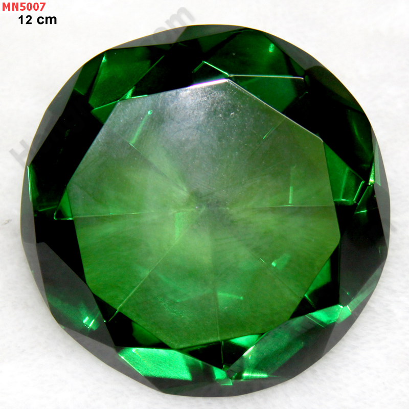 MN5007 โคตรเพชรเสริมฮวงจุ้ย สีเขียว ราคา 900 บาท http://www.hengmark.com/view_product/MN5007.htm
