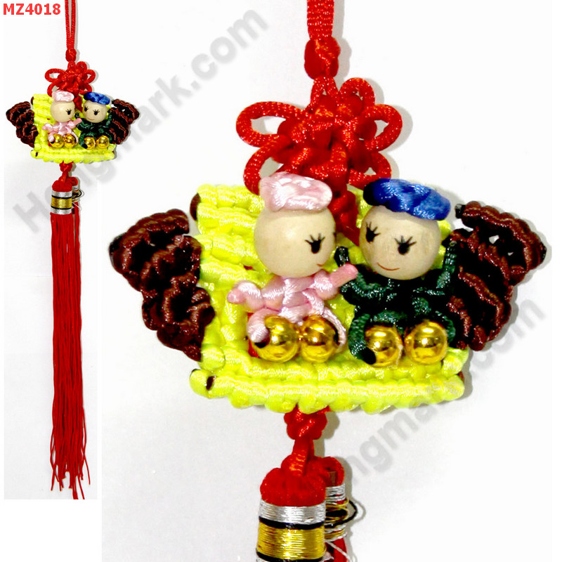 MZ4018 คนคู่นั่งชิงช้าสีเหลือง-น้ำตาล ราคา 199 บาท http://www.hengmark.com/view_product/MZ4018.htm