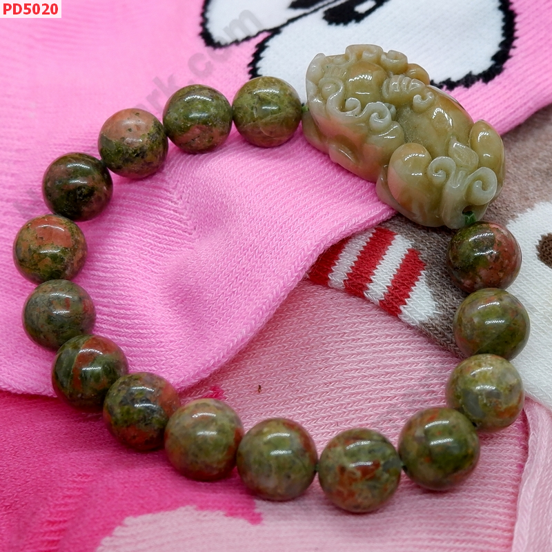 PD5020  สร้อยข้อมือปี่เซียะหยก+ยูนาไค้ท์ ราคา 579 บาท http://www.hengmark.com/view_product/PD5020.htm PD5020  สร้อยข้อมือปี่เซียะหยก+ยูนาไค้ท์ ราคา 579 บาท http://www.hengmark.com/view_product/PD5020.htm