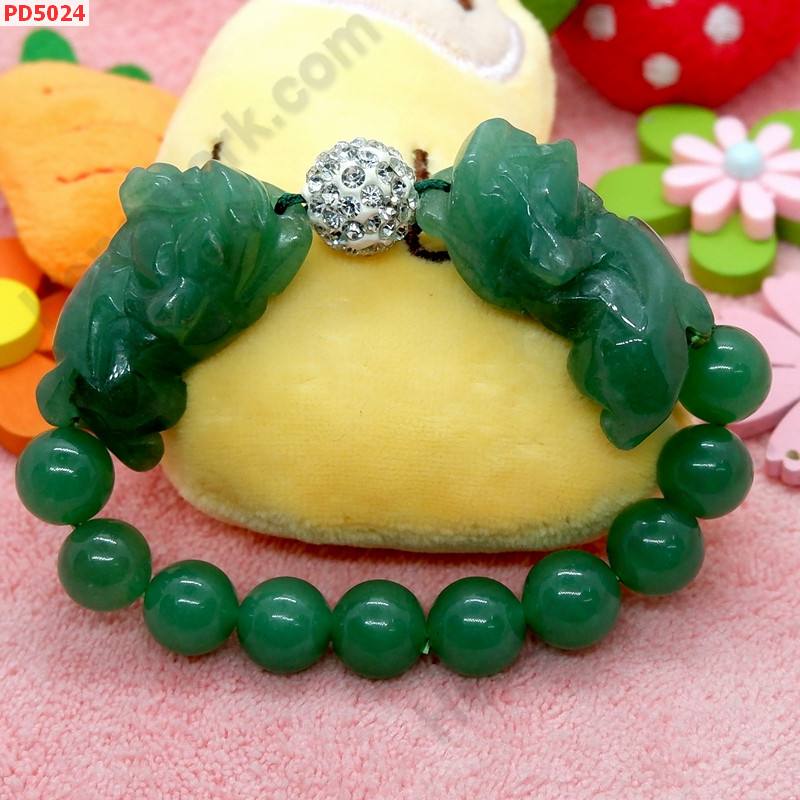 PD5024 สร้อยข้อมือปี่เซียะคู่ หยกเขียว ราคา 599 บาท http://www.hengmark.com/view_product/PD5024.htm