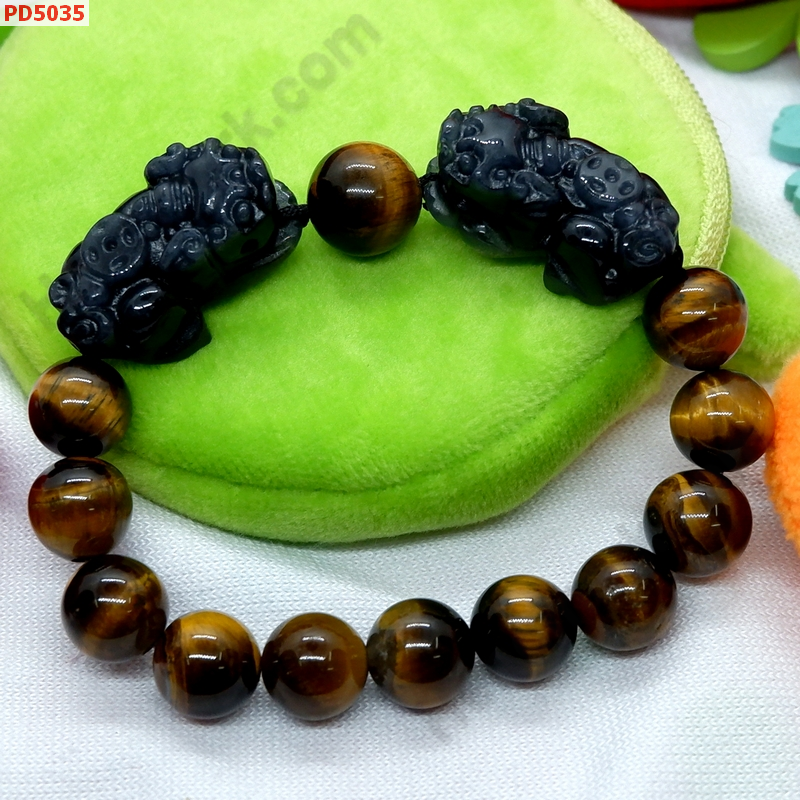 PD5035 สร้อยข้อมือปี่เซียะหินสีดำคู่  ราคา 599 บาท http://www.hengmark.com/view_product/PD5035.htm PD5035 สร้อยข้อมือปี่เซียะหินสีดำคู่  ราคา 599 บาท http://www.hengmark.com/view_product/PD5035.htm
