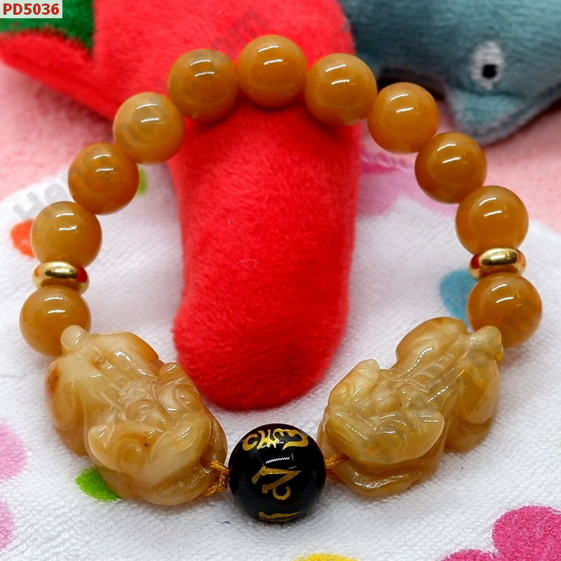 PD5036 สร้อยข้อมือปี่เซียะ สร้อยข้อมือปี่เซียะหยกน้ำผึ้งคู่ ราคา 549 บาท http://www.hengmark.com/view_product/PD5036.htm PD5036 สร้อยข้อมือปี่เซียะ สร้อยข้อมือปี่เซียะหยกน้ำผึ้งคู่ ราคา 549 บาท http://www.hengmark.com/view_product/PD5036.htm