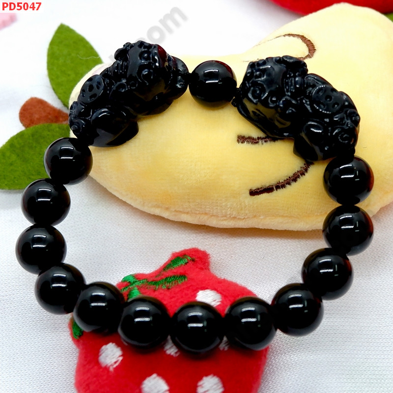 PD5047 สร้อยข้อมือปี่เซียะคู่ หินอะเกตสีดำ ราคา 599 บาท http://www.hengmark.com/view_product/PD5047.htm