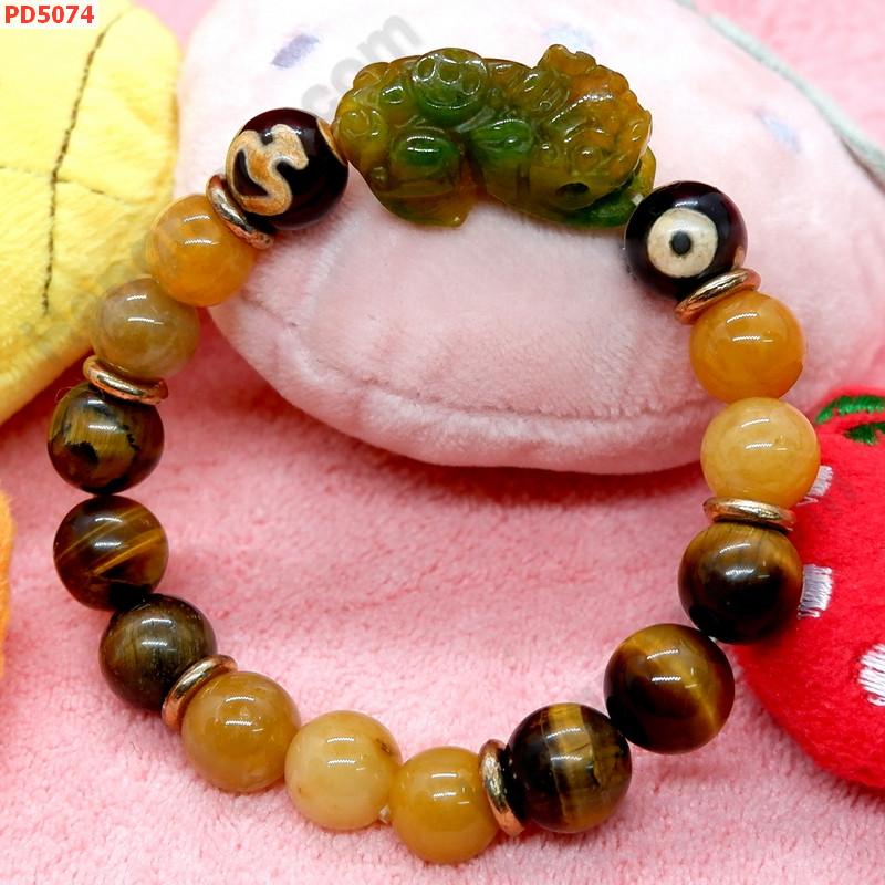 PD5074 สร้อยข้อมือปี่เซียะหินหยก3 สี+DZI ราคา 599 บาท http://www.hengmark.com/view_product/PD5074.htm