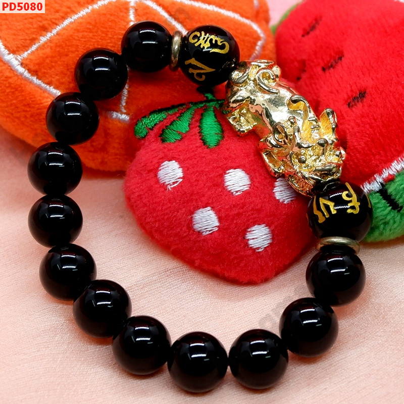 PD5080 สร้อยข้อมือปี่เซียะทอง+คาถาทิเบต ราคา 529 บาท http://www.hengmark.com/view_product/PD5080.htm