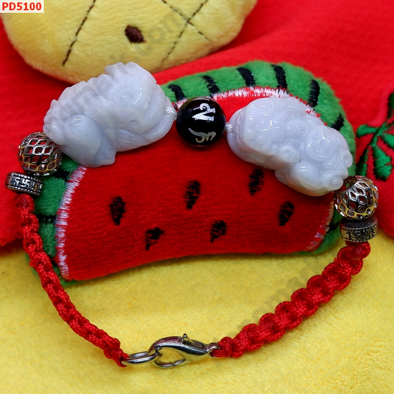 PD5100 สร้อยข้อมือปี่เซียะหยกขาวคู่สร้อยเชือก ราคา 599 บาท http://www.hengmark.com/view_product/PD5100.htm