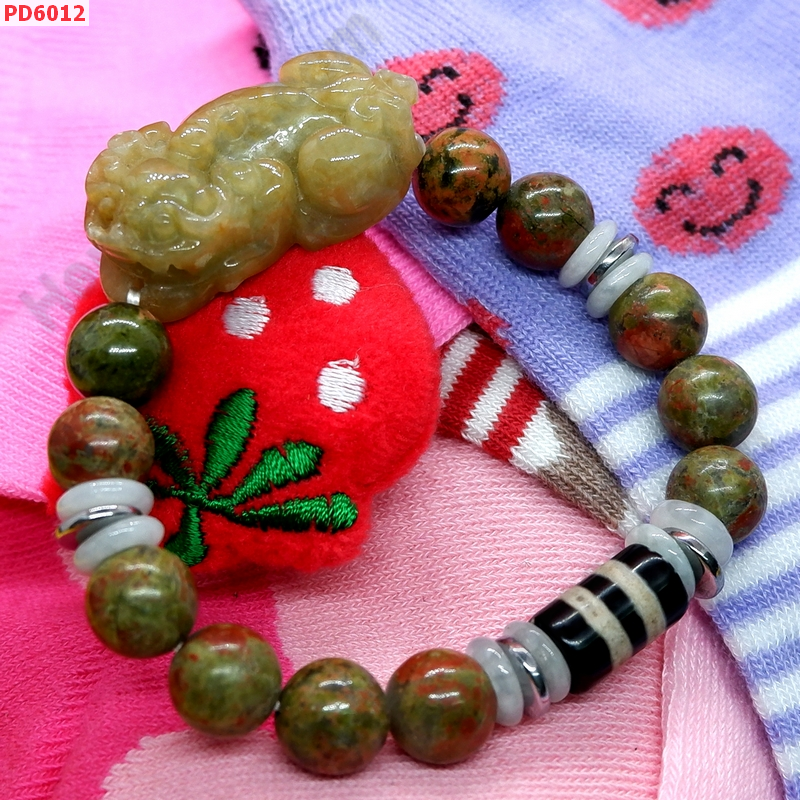 PD6012  สร้อยข้อมือปี่เซียะหยก+DZI+ยูนาไค้ท์ ราคา 629 บาท http://www.hengmark.com/view_product/PD6012.htm