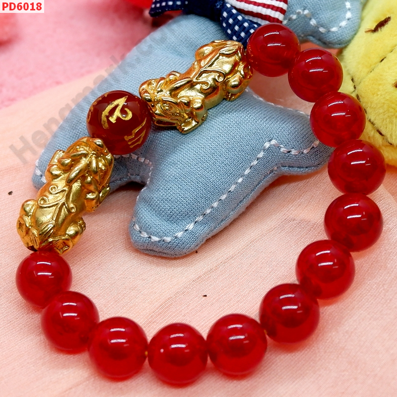 PD6018 สร้อยข้อมือปี่เซียะคู่สีทอง+คาถาทิเบต ราคา 649 บาท http://www.hengmark.com/view_product/PD6018.htm