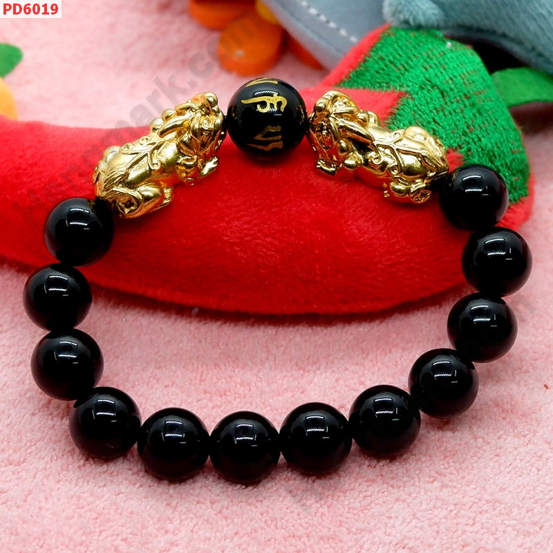 PD6019 สร้อยข้อมือปี่เซียะคู่สีทอง+คาถาทิเบต ราคา 649 บาท http://www.hengmark.com/view_product/PD6019.htm PD6019 สร้อยข้อมือปี่เซียะคู่สีทอง+คาถาทิเบต ราคา 649 บาท http://www.hengmark.com/view_product/PD6019.htm