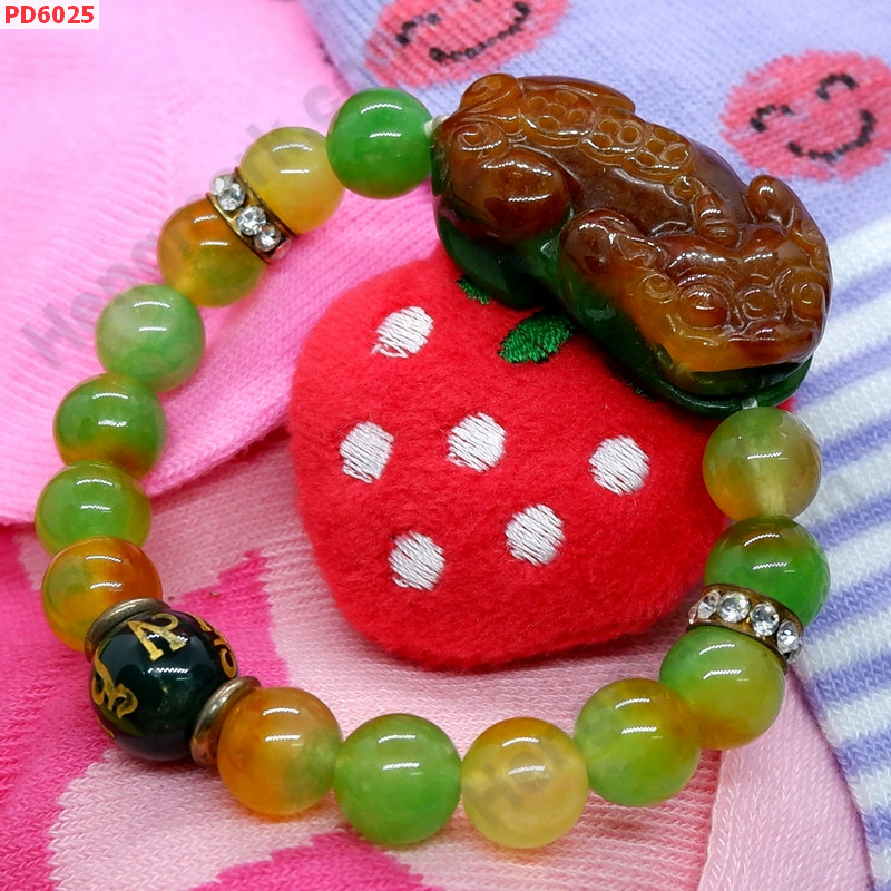 PD6025 สร้อยข้อมือปี่เซียะหยกจักรพรรดิเขียวน้ำตาล ราคา 629 บาท http://www.hengmark.com/view_product/PD6025.htm