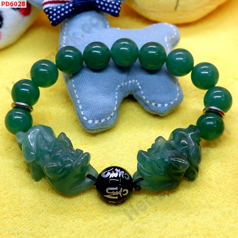 PD6028 สร้อยข้อมือปี่เซียะหยกเขียวคู่+คาถา ราคา 639 บาท http://www.hengmark.com/view_product/PD6028.htm PD6028 สร้อยข้อมือปี่เซียะหยกเขียวคู่+คาถา ราคา 639 บาท http://www.hengmark.com/view_product/PD6028.htm