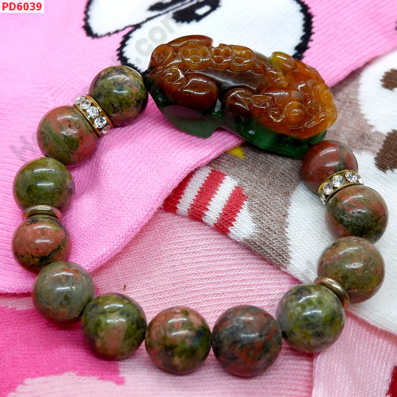 PD6039 สร้อยข้อมือปี่เซียะหยกเขียวน้ำตาล ราคา 629 บาท http://www.hengmark.com/view_product/PD6039.htm PD6039 สร้อยข้อมือปี่เซียะหยกเขียวน้ำตาล ราคา 629 บาท http://www.hengmark.com/view_product/PD6039.htm