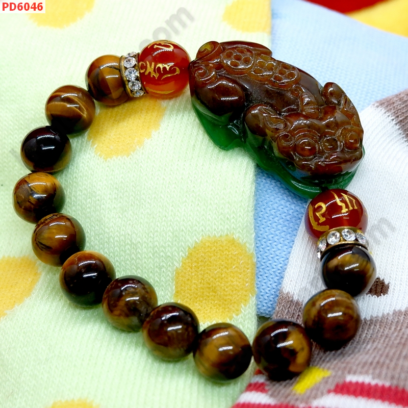 PD6046 สร้อยข้อมือปี่เซียะหยกเขียวน้ำตาล+คาถา ราคา 629 บาท http://www.hengmark.com/view_product/PD6046.htm