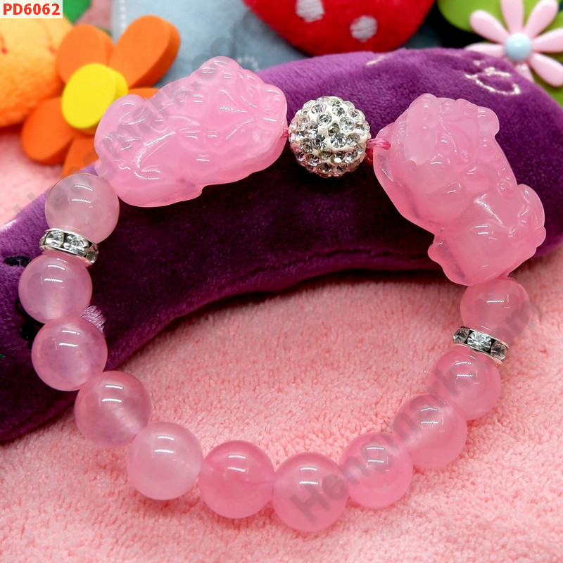 PD6062 สร้อยข้อมือปี่เซียะคู่หินสีชมพูเข้ม ราคา 649 บาท http://www.hengmark.com/view_product/PD6062.htm