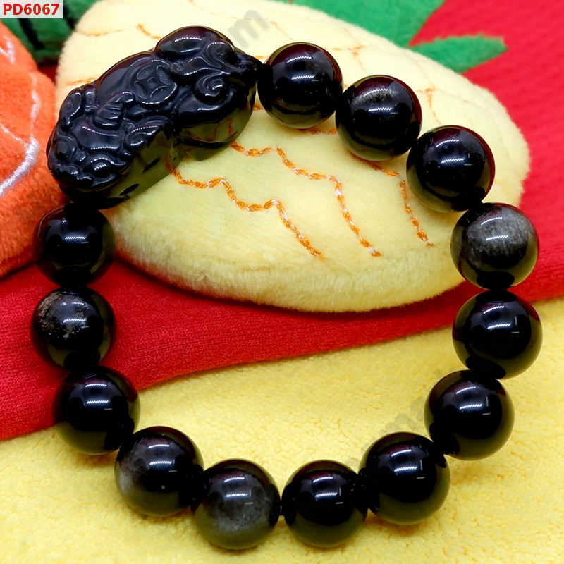 PD6067 สร้อยข้อมือปี่เซียะหินอ๊อบซิเดียนดำ ราคา 629 บาท http://www.hengmark.com/view_product/PD6067.htm