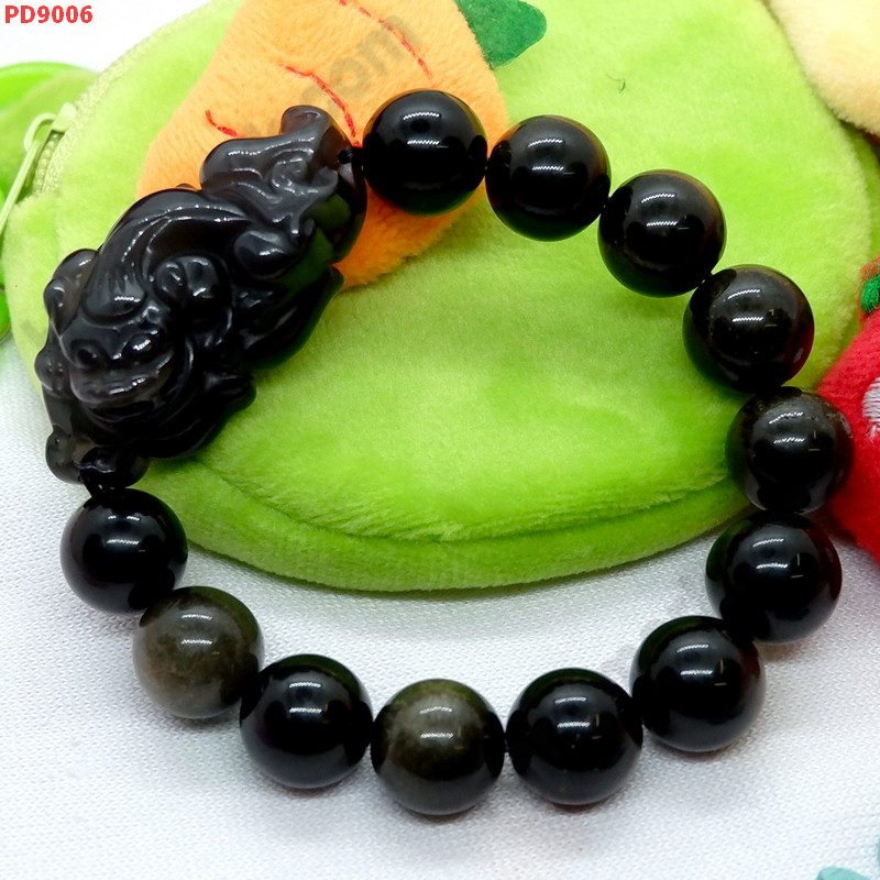 PD9006 สร้อยข้อมือปี่เซียะหินอ๊อบซิเดียนใส ราคา 999 บาท http://www.hengmark.com/view_product/PD9006.htm