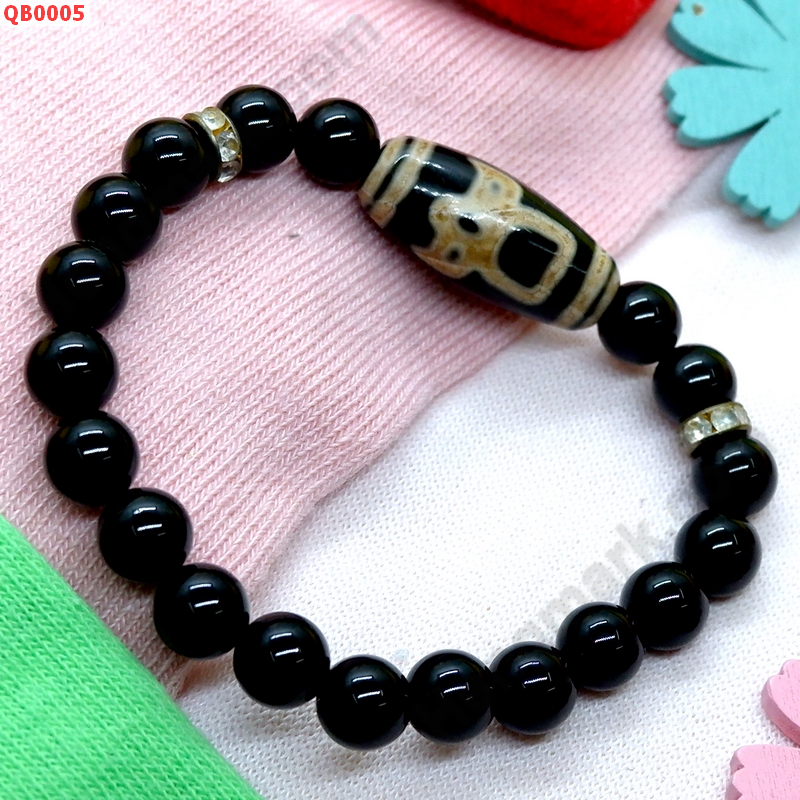 QB0005 สร้อยข้อมือหินทิเบตไฉ่ซิงเอี๊ย ราคา 439 บาท http://www.hengmark.com/view_product/QB0005.htm