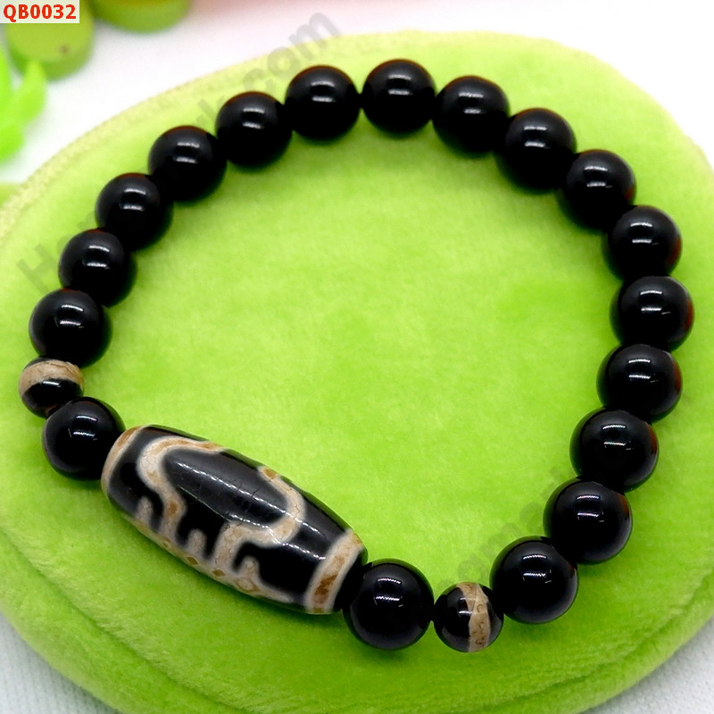 QB0032 สร้อยข้อมือหินDZI ลายอายุยืน+หมอยา ราคา 299 บาท http://www.hengmark.com/view_product/QB0032.htm