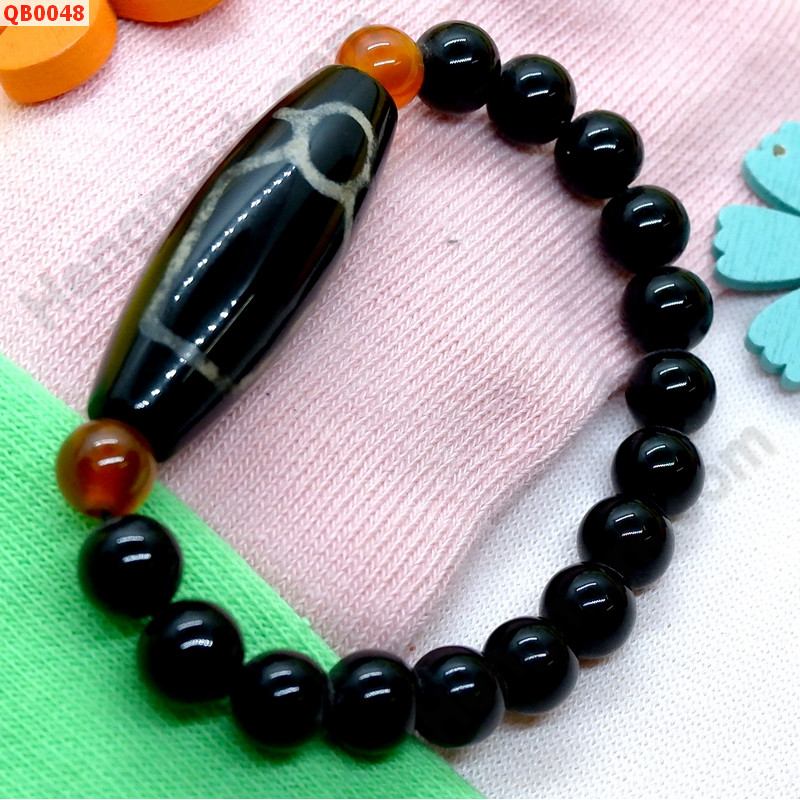 QB0048 สร้อยข้อมือ DZI ไฉ่ซิงเอี๊ย ราคา 379 บาท http://www.hengmark.com/view_product/QB0048.htm