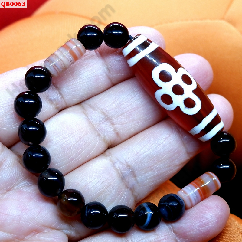 QB0063 สร้อยข้อมือ 5 ตา สายฟ้า ราคา 429 บาท http://www.hengmark.com/view_product/QB0063.htm