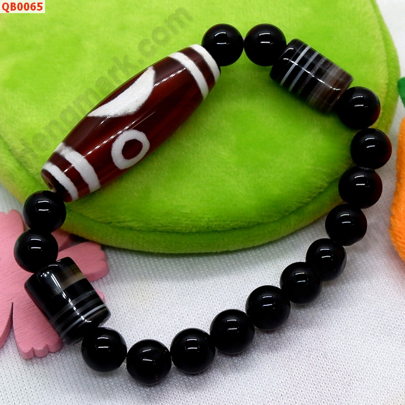 QB0065 สร้อยข้อมือ หินดีซีไอ ลายดาว ราคา 429 บาท http://www.hengmark.com/view_product/QB0065.htm