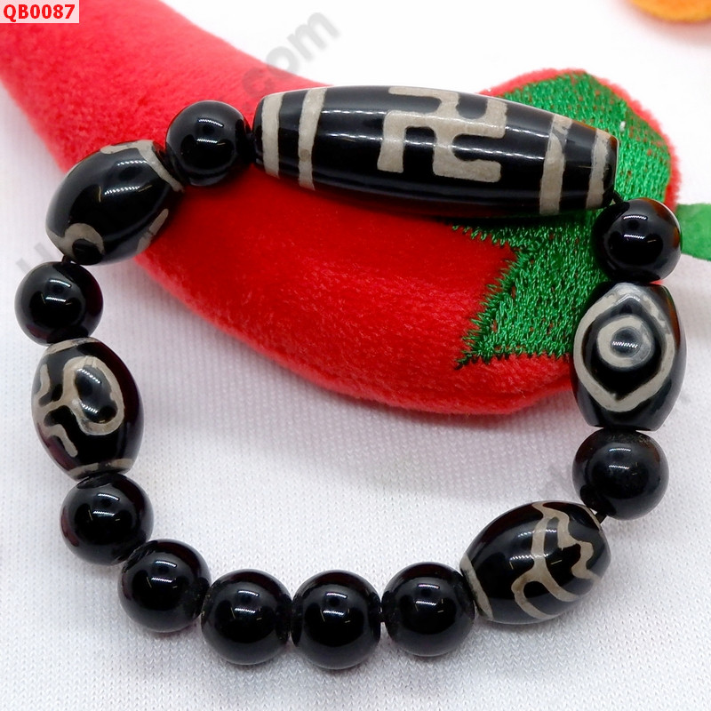 QB0087 สร้อยข้อมือ DZI สวัสดิกะ ราคา 599 บาท http://www.hengmark.com/view_product/QB0087.htm