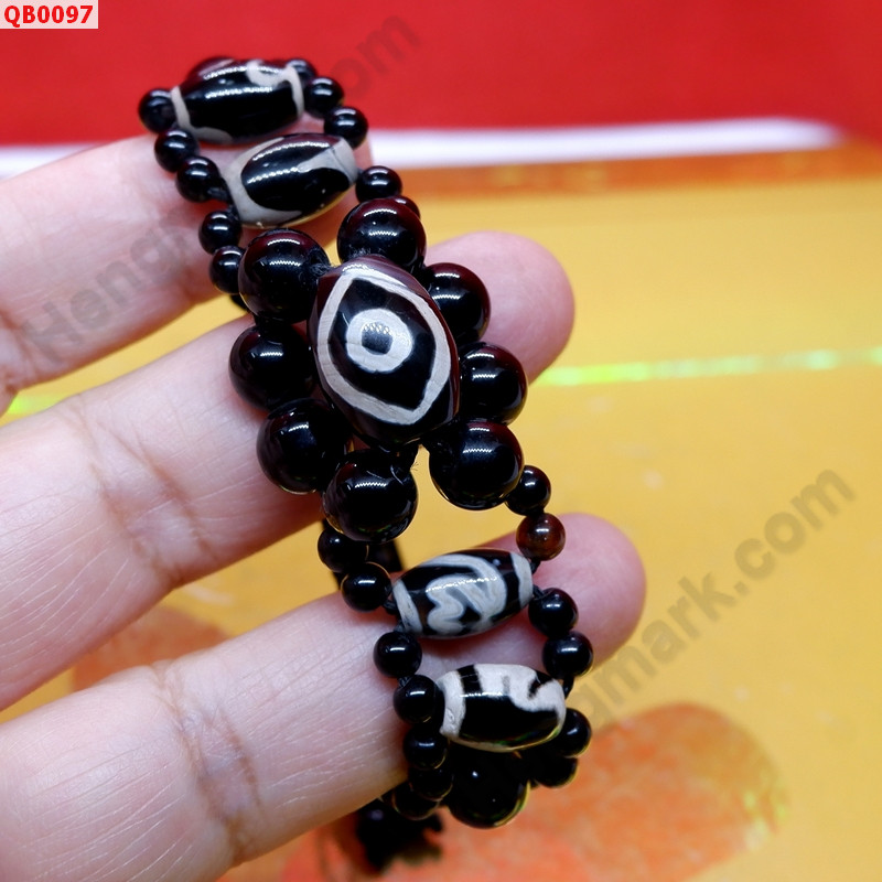 QB0097 สร้อยข้อมือ DZI ตามังกร ราคา 499 บาท http://www.hengmark.com/view_product/QB0097.htm