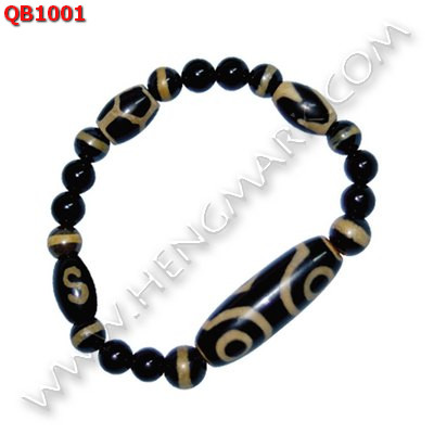 QB1001 สร้อยข้อมือหินทิเบต 3 ตา +4 ลาย ราคา 580 บาท http://www.hengmark.com/view_product/QB1001.htm