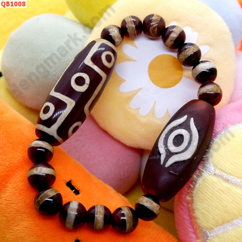 QB1008 สร้อยข้อมือหินทิเบต 9 ตา+ตามังกร ราคา 829 บาท http://www.hengmark.com/view_product/QB1008.htm