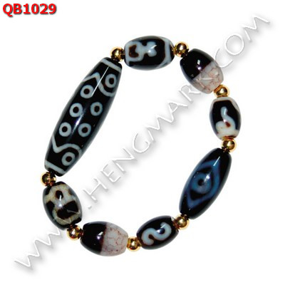 QB1029 สร้อยข้อมือหินทิเบต 21 ตา ราคา 3959 บาท http://www.hengmark.com/view_product/QB1029.htm