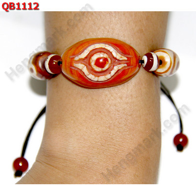 QB1112 สร้อยข้อมือ DZI ตามังกร ราคา 999 บาท http://www.hengmark.com/view_product/QB1112.htm