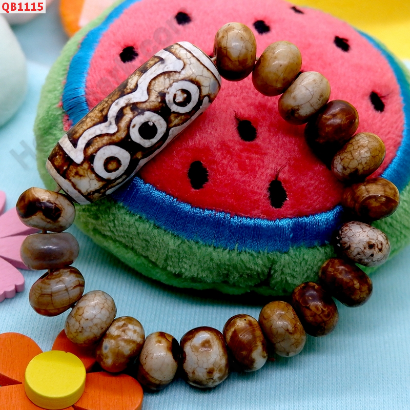 QB1115 สร้อยข้อมือ DZI 5 ตา ราคา 799 บาท http://www.hengmark.com/view_product/QB1115.htm QB1115 สร้อยข้อมือ DZI 5 ตา ราคา 799 บาท http://www.hengmark.com/view_product/QB1115.htm