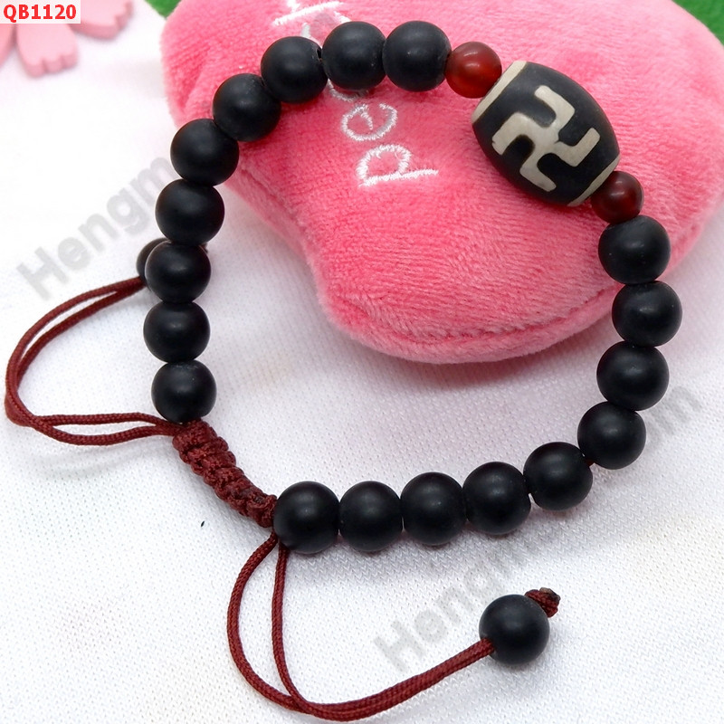 QB1120 สร้อยข้อมือหินDZI สวัสดิกะ ราคา 199 บาท http://www.hengmark.com/view_product/QB1120.htm