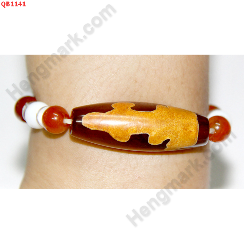 QB1141 สร้อยข้อมือหิน DZI ลายเจ้าแม่กวนอิมร้อยด้วยลูกปัดแก้ว ราคา 399 บาท http://www.hengmark.com/view_product/QB1141.htm