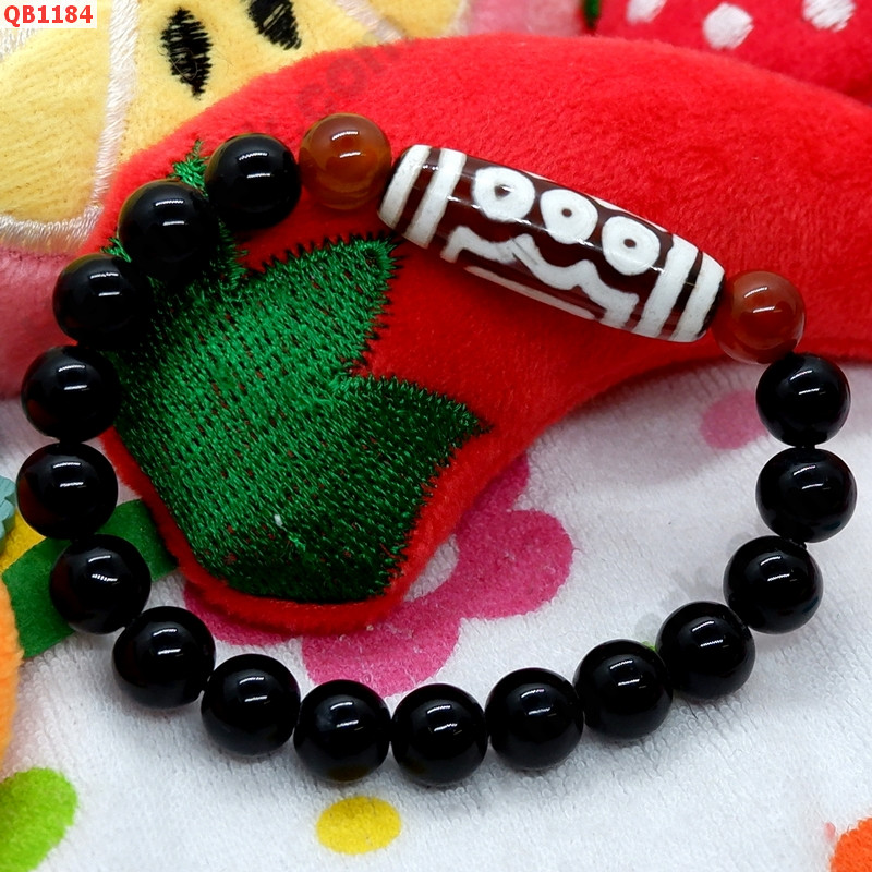 QB1184 สร้อยข้อมือ DZI 3 ตาใบโพธิ์ ราคา 299 บาท http://www.hengmark.com/view_product/QB1184.htm