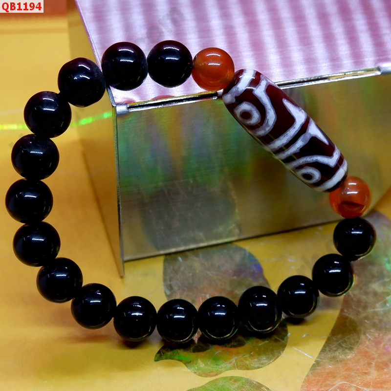 QB1194 สร้อยข้อมือ DZI 4 ตา ราคา 299 บาท http://www.hengmark.com/view_product/QB1194.htm QB1194 สร้อยข้อมือ DZI 4 ตา ราคา 299 บาท http://www.hengmark.com/view_product/QB1194.htm