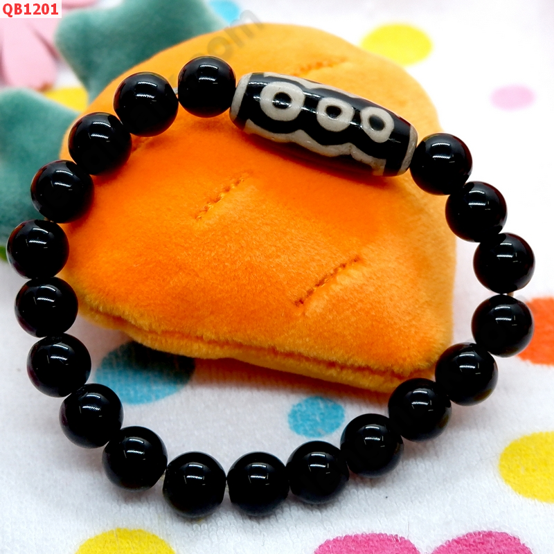 QB1201 สร้อยข้อมือ DZI 5 ตา ราคา 199 บาท http://www.hengmark.com/view_product/QB1201.htm