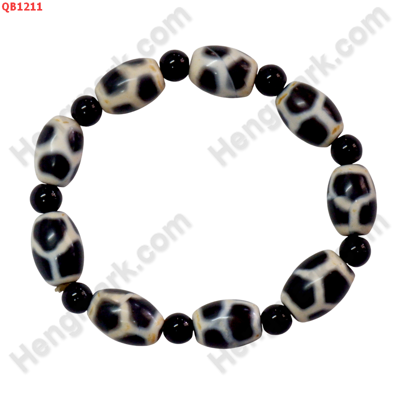 QB1211 สร้อยข้อมือ DZI ลายกระดองเต่า 9 เม็ด ราคา 899 บาท http://www.hengmark.com/view_product/QB1211.htm