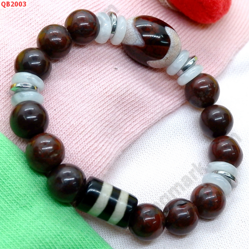 QB2003 สร้อยข้อมือหินDZI เขี้ยวเสือ+2 เส้น ราคา 559 บาท http://www.hengmark.com/view_product/QB2003.htm QB2003 สร้อยข้อมือหินDZI เขี้ยวเสือ+2 เส้น ราคา 559 บาท http://www.hengmark.com/view_product/QB2003.htm