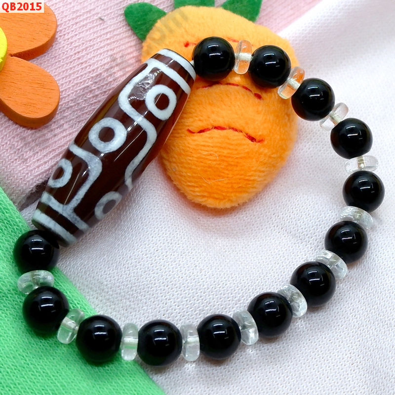 QB2015 สร้อยข้อมือหินDZI 9 ตา ราคา 359 บาท http://www.hengmark.com/view_product/QB2015.htm QB2015 สร้อยข้อมือหินDZI 9 ตา ราคา 359 บาท http://www.hengmark.com/view_product/QB2015.htm