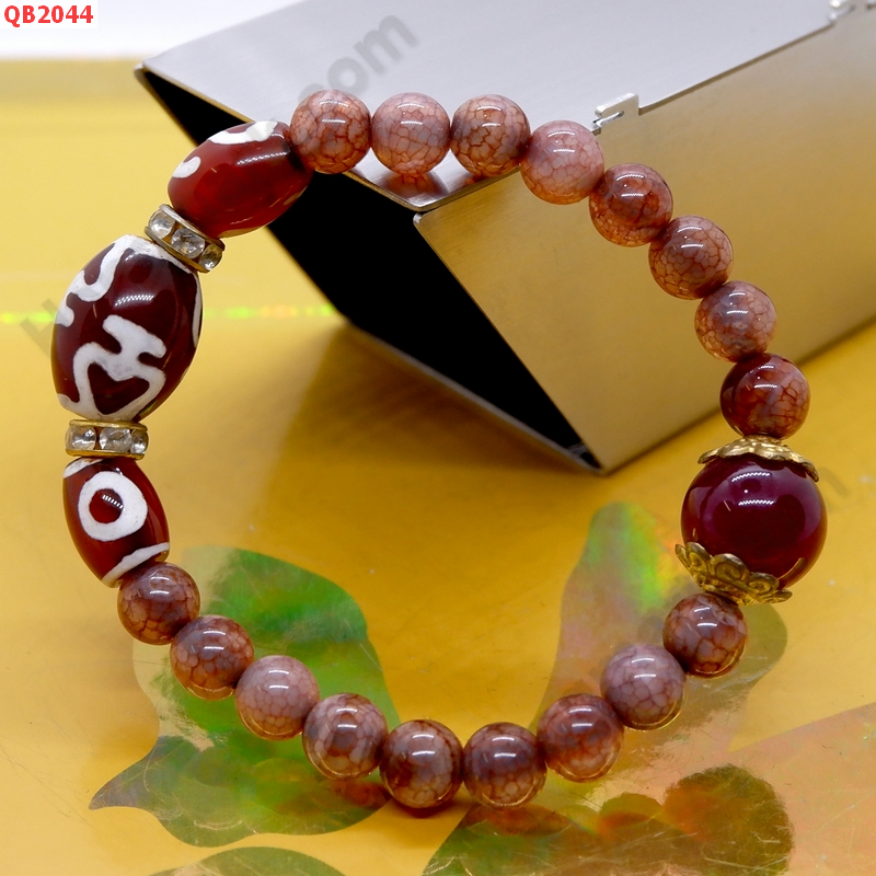 QB2044 สร้อยข้อมือหินDZI แก้ววิเศษ ตะขอ และ 1 ตา ราคา 499 บาท http://www.hengmark.com/view_product/QB2044.htm