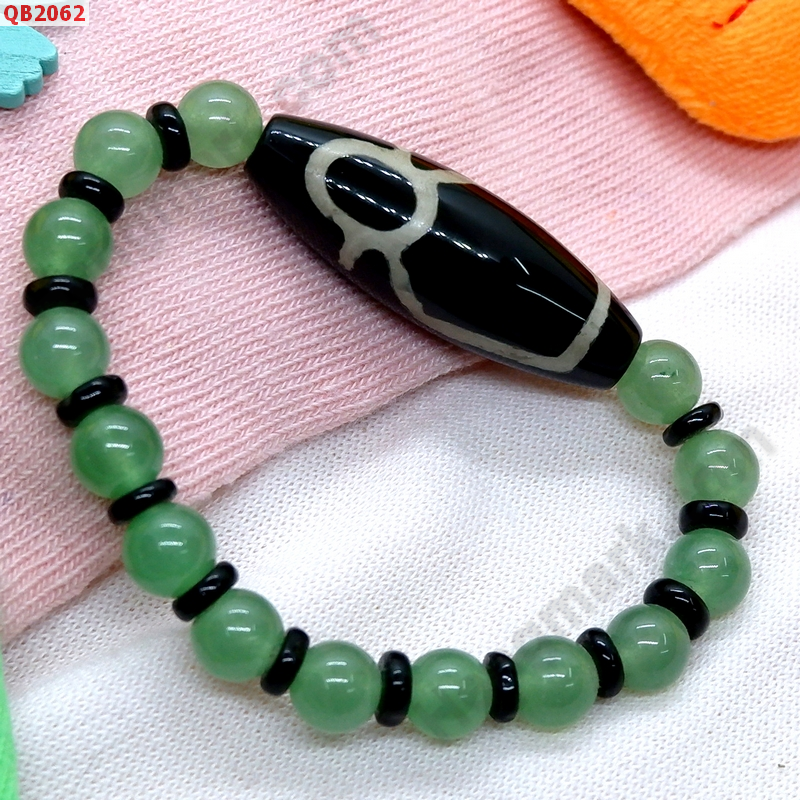 QB2062 สร้อยข้อมือหินDZI ไฉ่ซิงเอี๊ย ราคา 339 บาท http://www.hengmark.com/view_product/QB2062.htm QB2062 สร้อยข้อมือหินDZI ไฉ่ซิงเอี๊ย ราคา 339 บาท http://www.hengmark.com/view_product/QB2062.htm