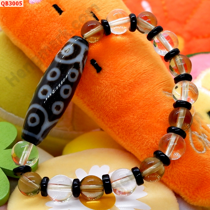 QB3005 สร้อยข้อมือหินDZI 21 ตา ราคา 1299 บาท http://www.hengmark.com/view_product/QB3005.htm QB3005 สร้อยข้อมือหินDZI 21 ตา ราคา 1299 บาท http://www.hengmark.com/view_product/QB3005.htm